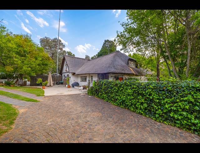 5 BEDROOM HOUSE FOR SALE IN NORTH RIDING AH